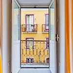 @ Santa Catarina * Lisboa